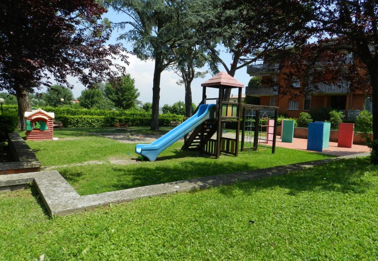 Al Girasole Apartamento Peschiera del Garda Exterior foto