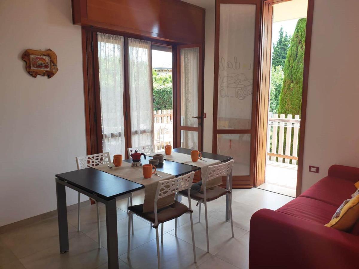 Al Girasole Apartamento Peschiera del Garda Exterior foto
