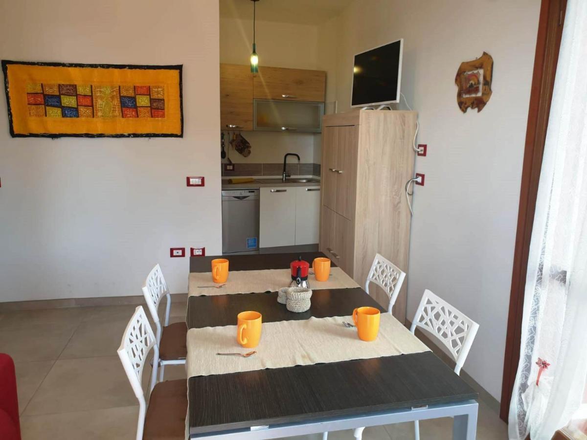 Al Girasole Apartamento Peschiera del Garda Exterior foto