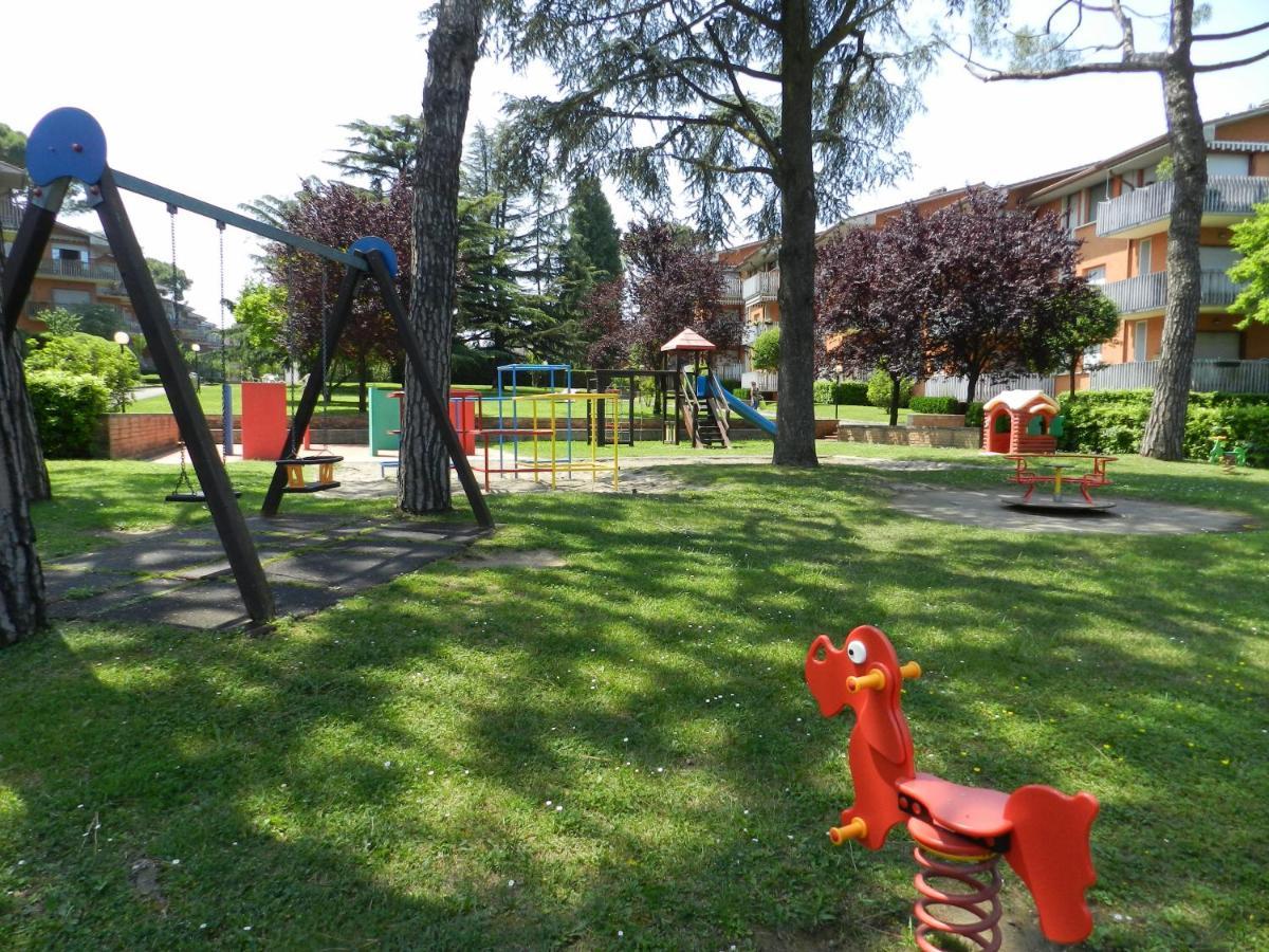 Al Girasole Apartamento Peschiera del Garda Exterior foto